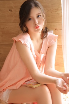 皇上在御花园C了太子妃